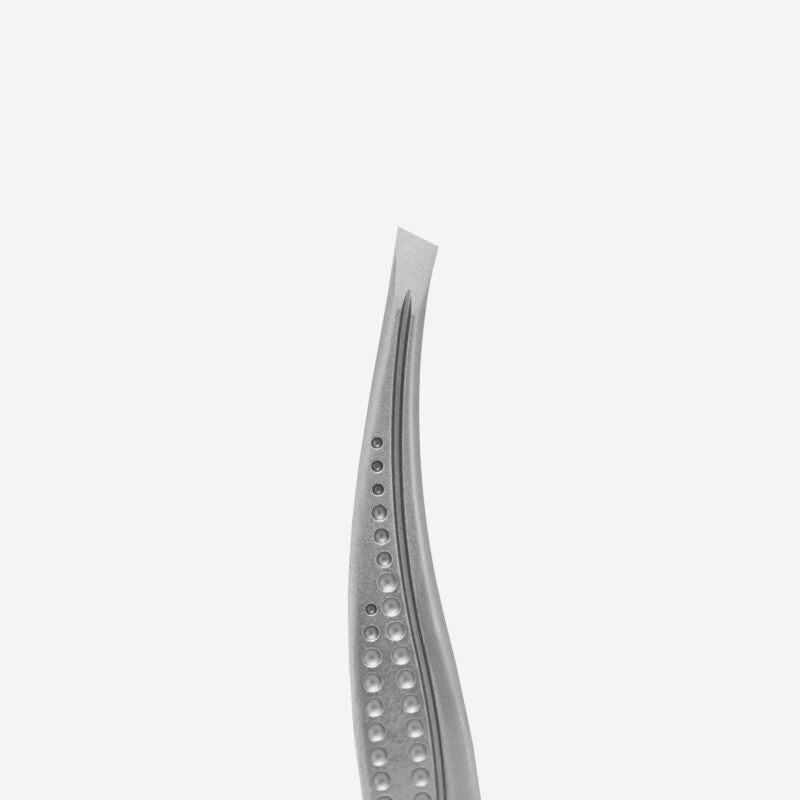 Eyebrow tweezers CLASSIC 12 TYPE 3 (wide bevelled)
