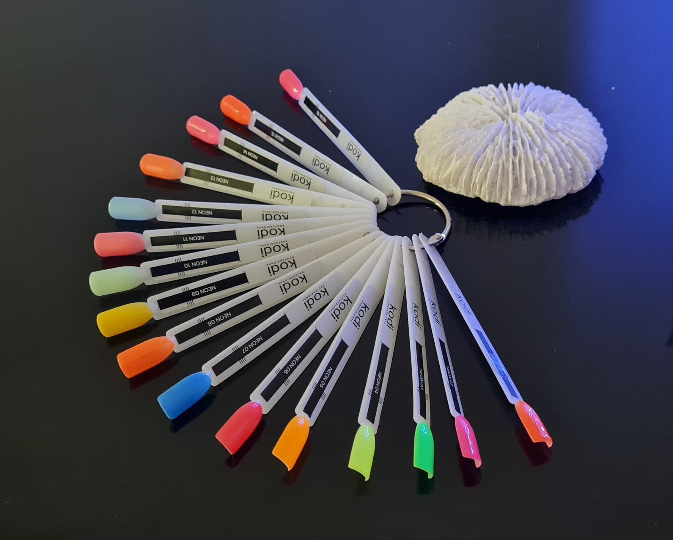 Color Rubber Base Gel,  Neon 01, 7 ml image 3