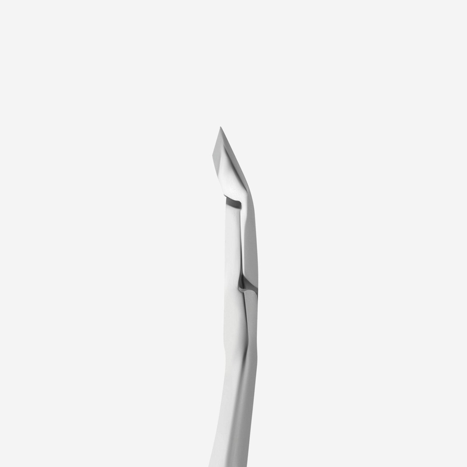 Professional cuticle nippers EXPERT 81 6 mm