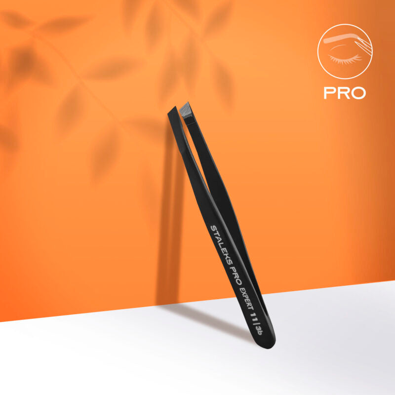 Eyebrow tweezers black EXPERT 11 TYPE 3b (wide bevelled)